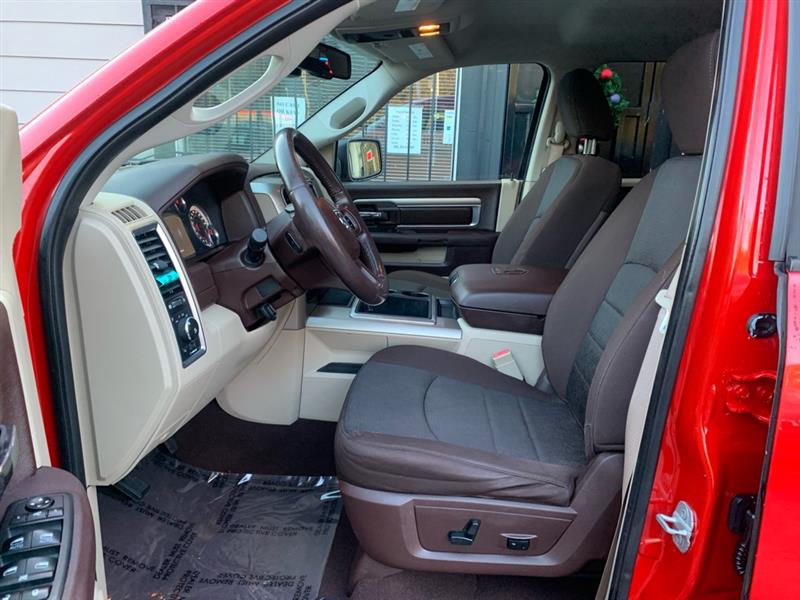 RAM 1500 SLT Quad Cab 2WD 2014
