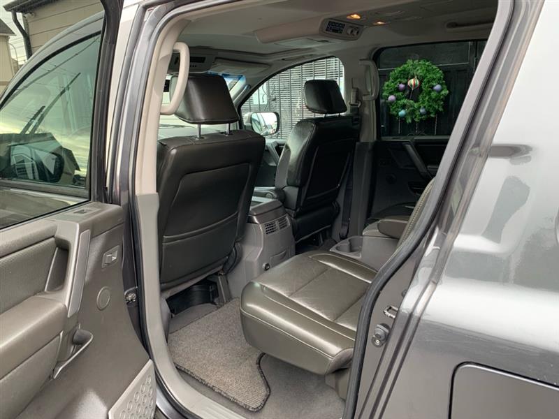 Nissan Armada SE 4WD 2007