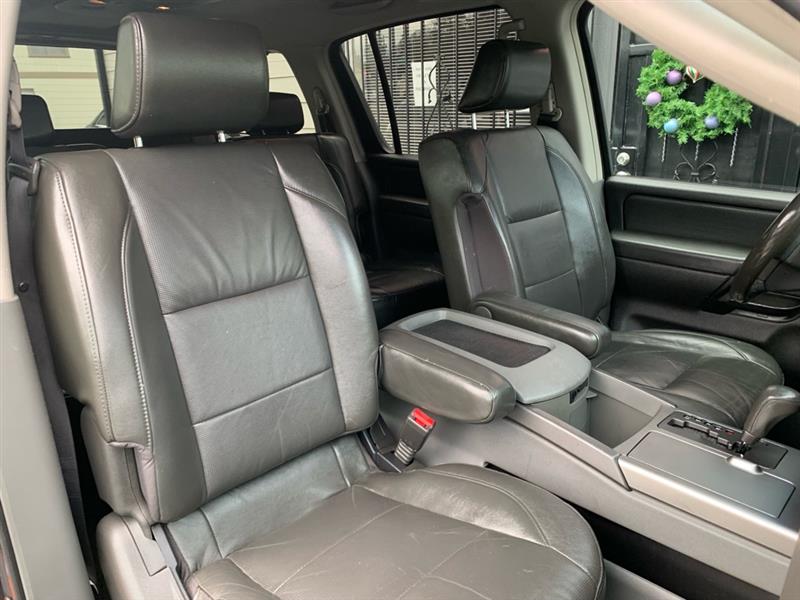 Nissan Armada SE 4WD 2007