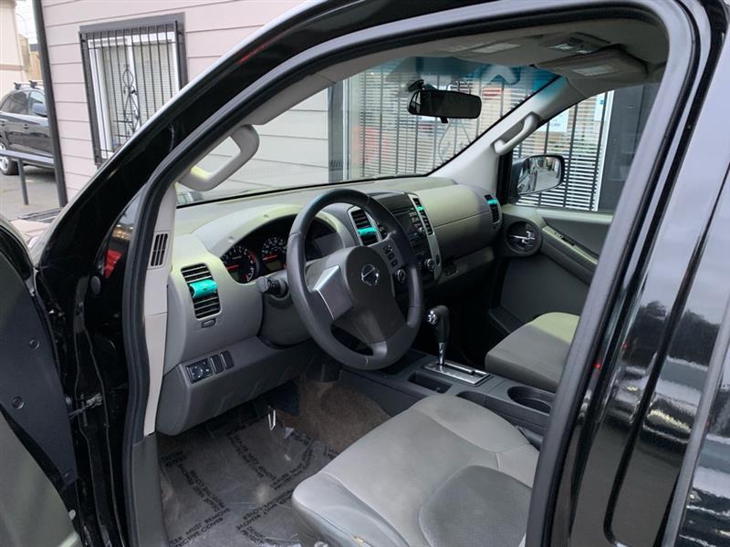 Nissan Xterra  2013