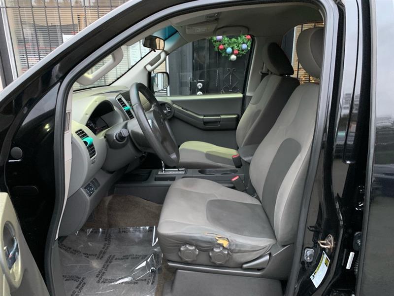 Nissan Xterra  2013