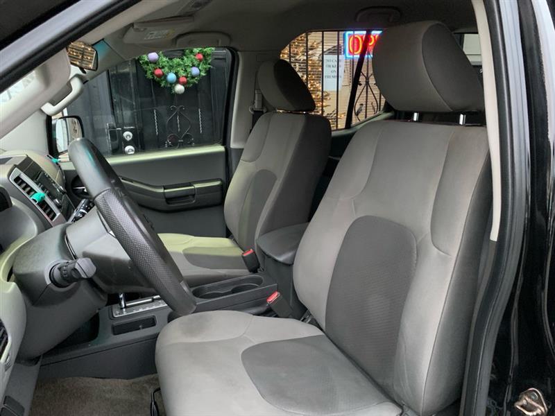Nissan Xterra  2013
