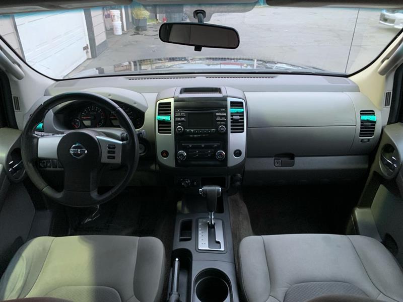 Nissan Xterra  2013