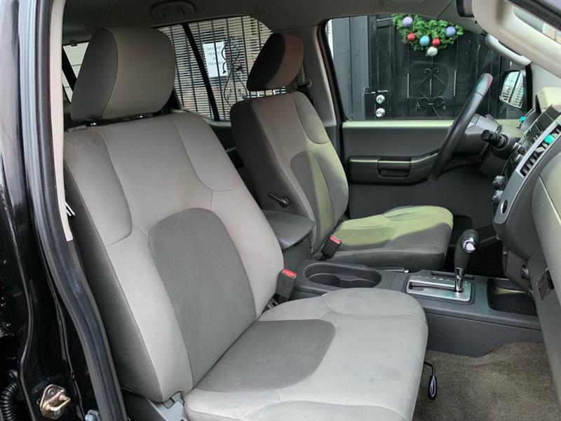 Nissan Xterra  2013