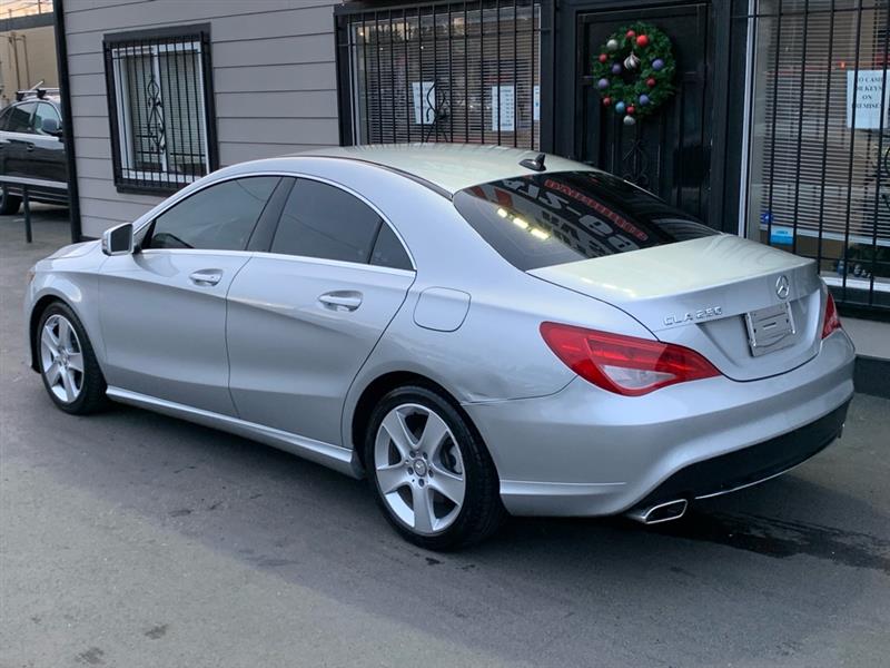 Mercedes-Benz CLA  2016