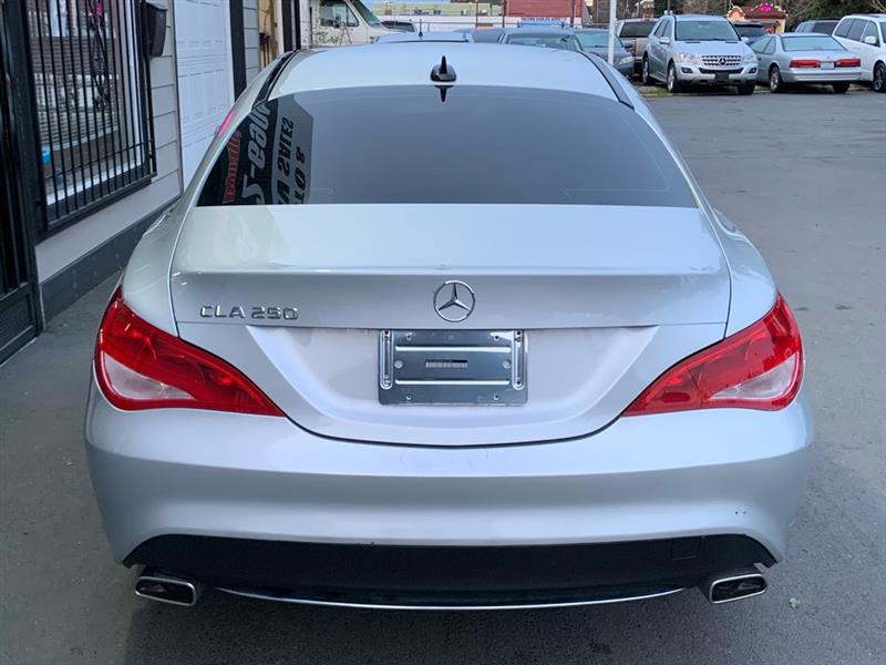 Mercedes-Benz CLA  2016