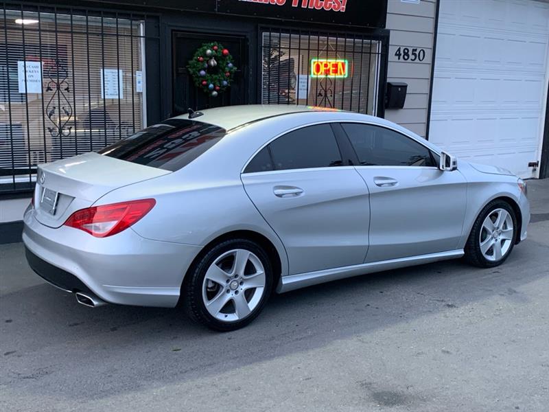Mercedes-Benz CLA  2016
