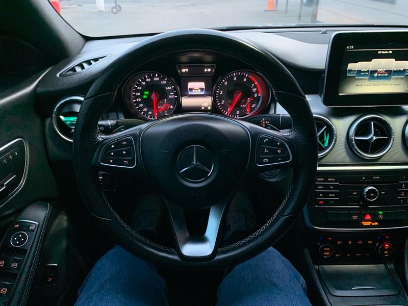 Mercedes-Benz CLA  2016