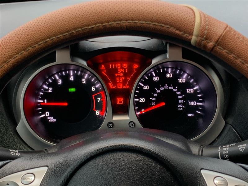 Nissan Juke S AWD 2011