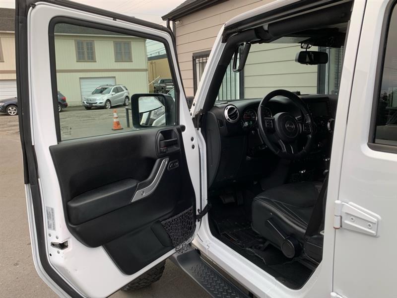 Jeep Wrangler Unlimited Sahara 4WD 2016