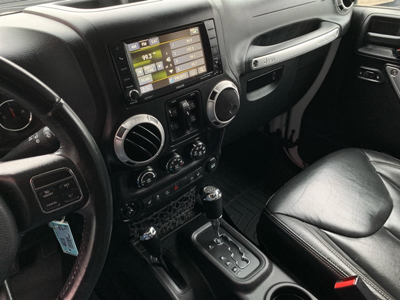 Jeep Wrangler Unlimited Sahara 4WD 2016