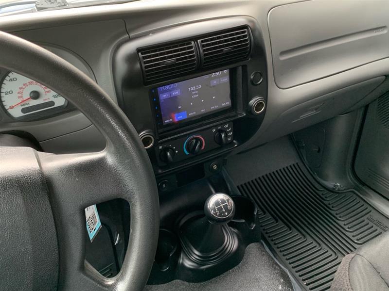 Ford Ranger XLT SuperCab 4-Door 2WD 2011