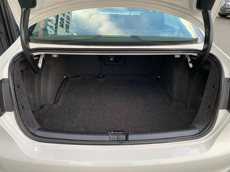 Volkswagen Jetta SE 2014