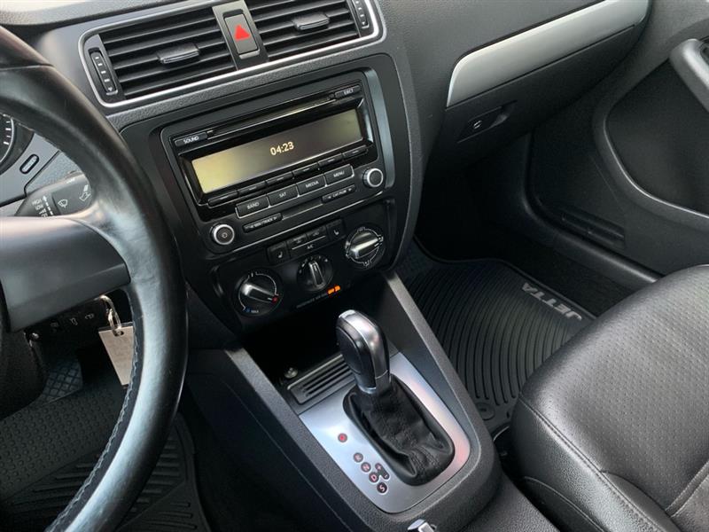 Volkswagen Jetta SE 2014