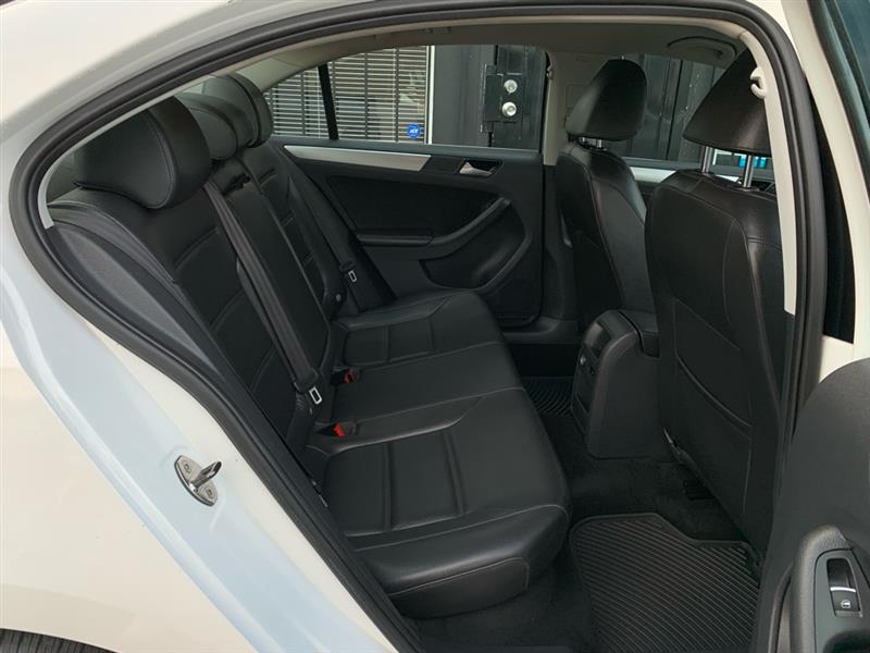 Volkswagen Jetta SE 2014