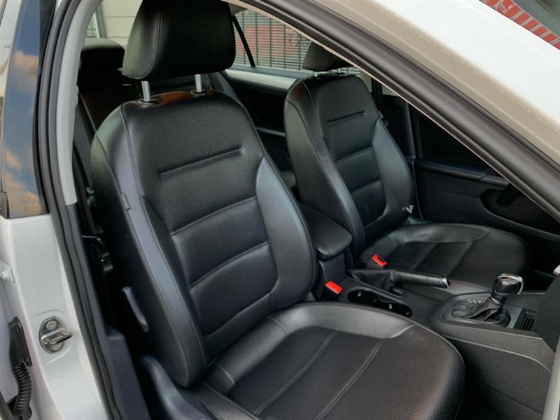 Volkswagen Jetta SE 2014