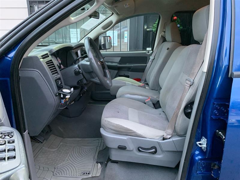 Dodge Ram 1500 ST Quad Cab 4WD 2008