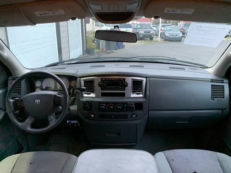Dodge Ram 1500 ST Quad Cab 4WD 2008