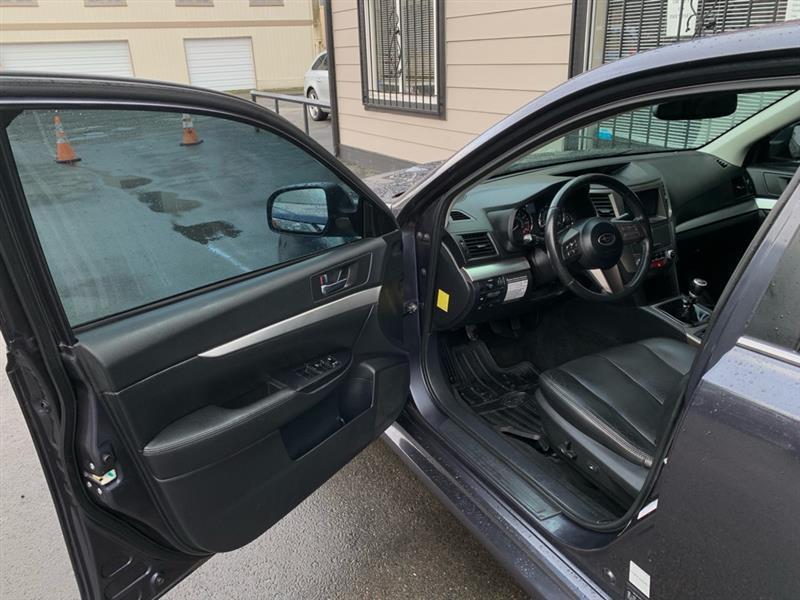 Subaru Legacy 2.5GT Premium 2010