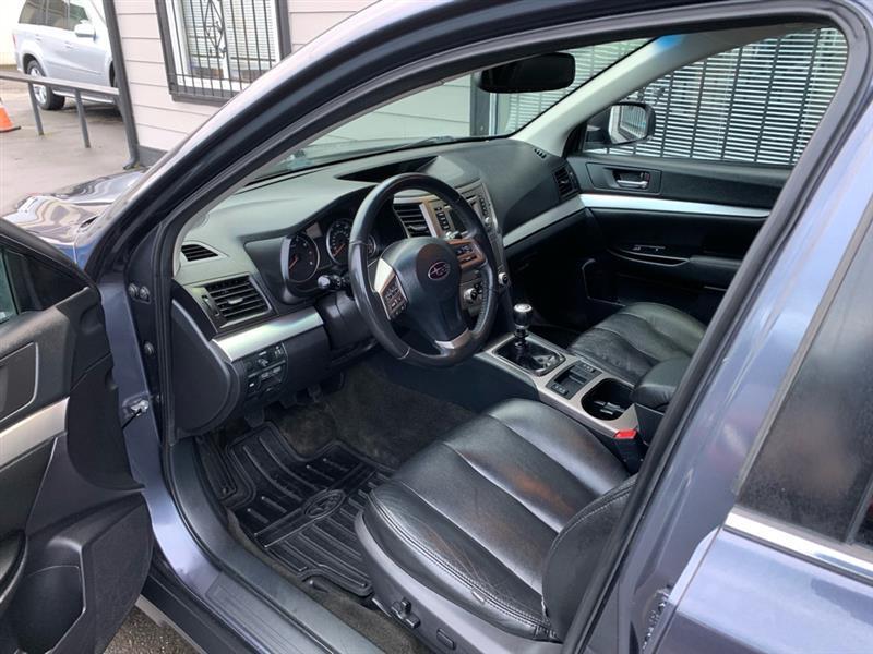 Subaru Outback 2.5i Premium 2014