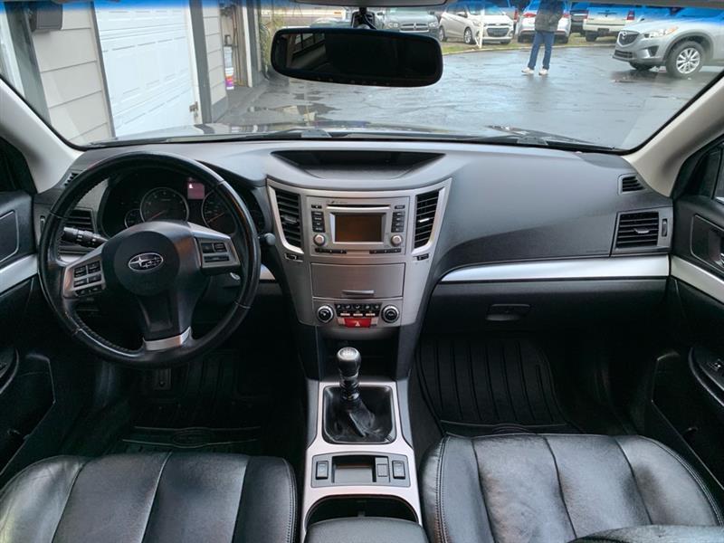 Subaru Outback 2.5i Premium 2014