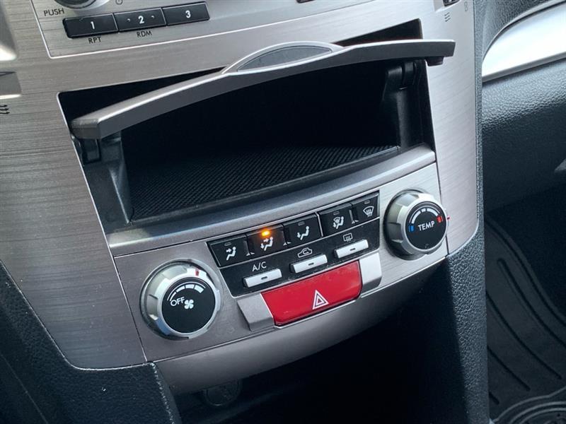 Subaru Outback 2.5i Premium 2014