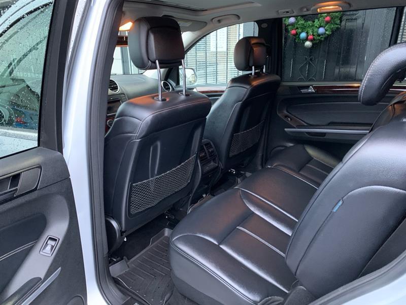 Mercedes-Benz GL-Class GL450 4MATIC 2010