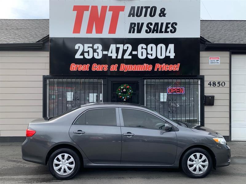 Toyota Corolla Base 5-Speed MT 2010