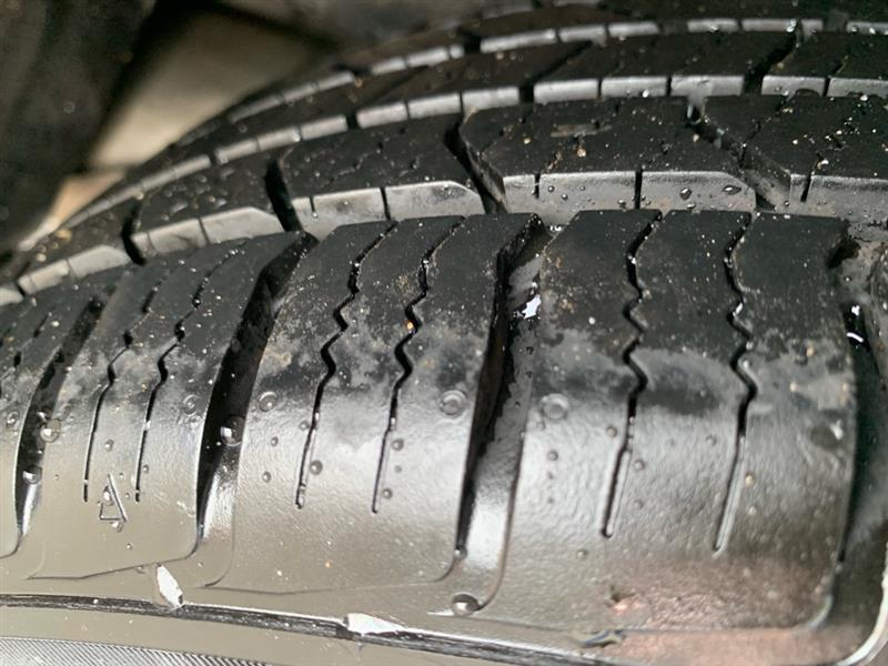 Toyota Corolla Base 5-Speed MT 2010