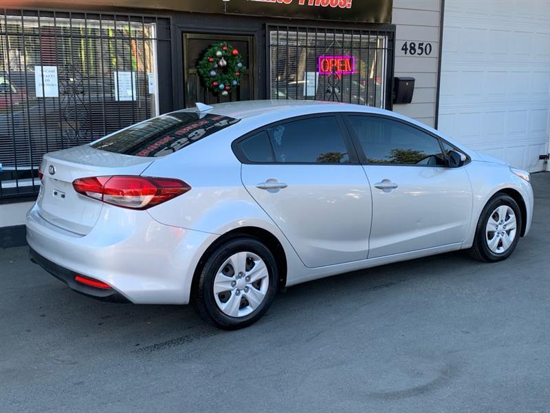 Kia Forte LX 6M 2018