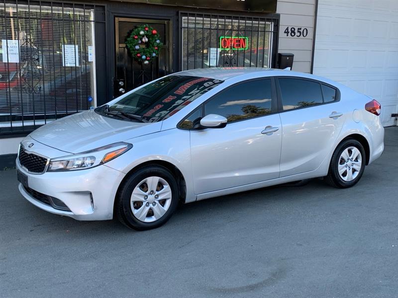 2018 Kia Forte LX 6M