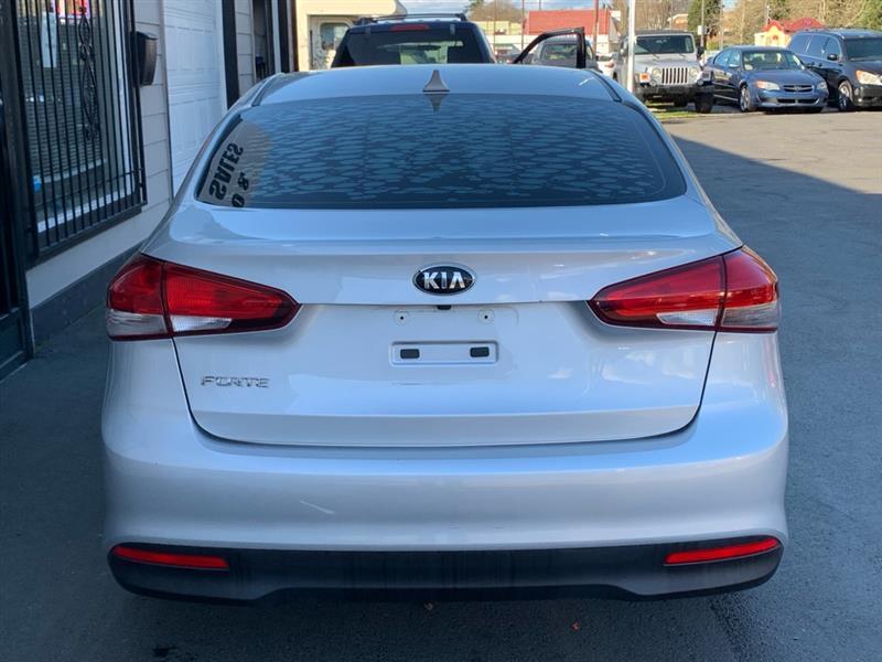 Kia Forte LX 6M 2018