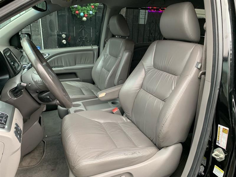 Honda Odyssey Touring 2010