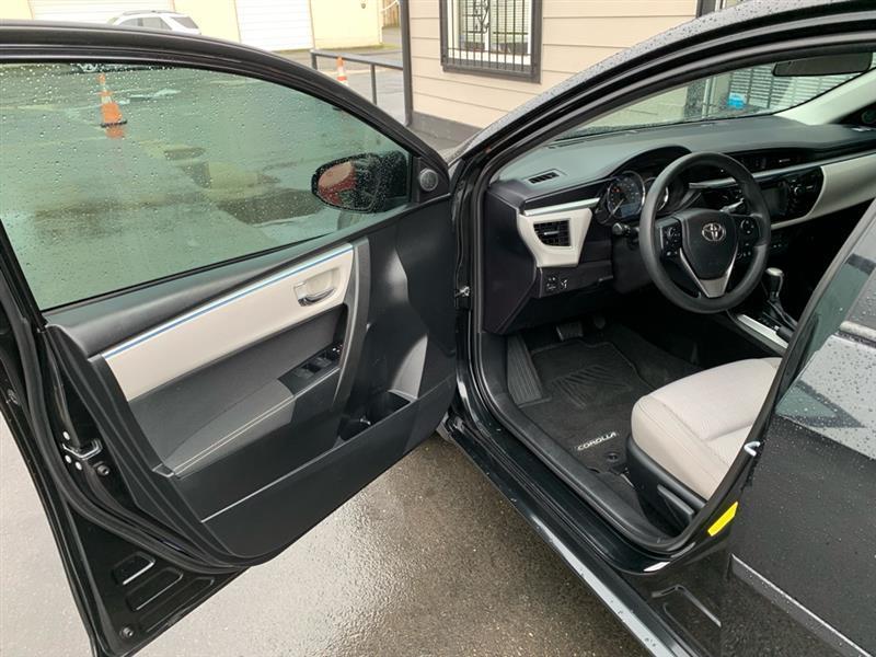 Toyota Corolla LE CVT 2016