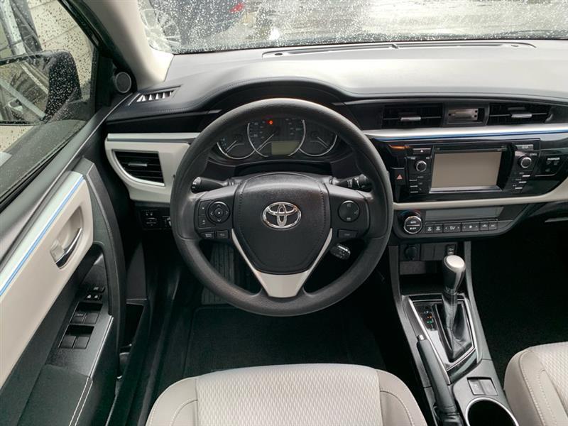 Toyota Corolla LE CVT 2016