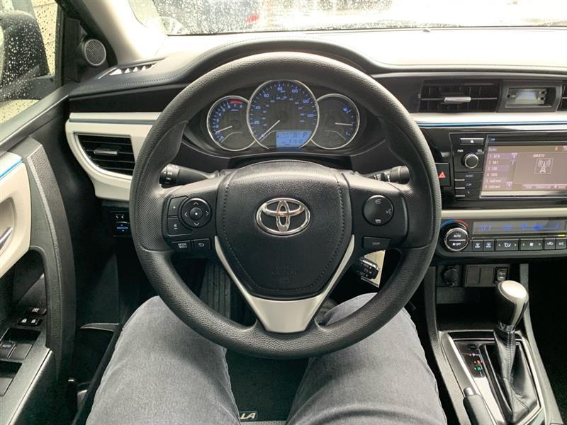 Toyota Corolla LE CVT 2016