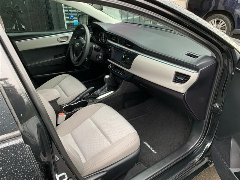 Toyota Corolla LE CVT 2016