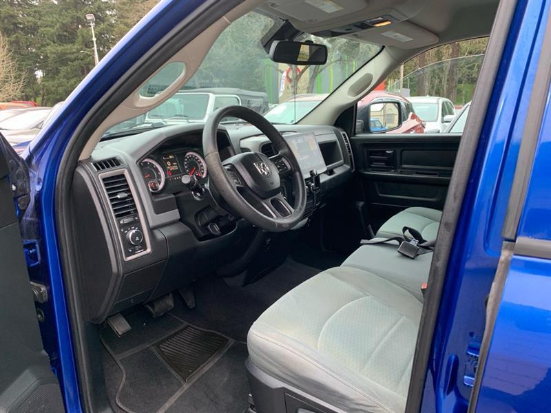 RAM 1500 Tradesman Quad Cab 4WD 2016