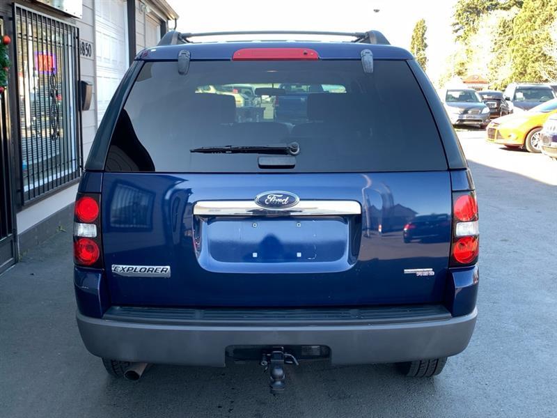 Ford Explorer XLS 4.0L 2WD 2006