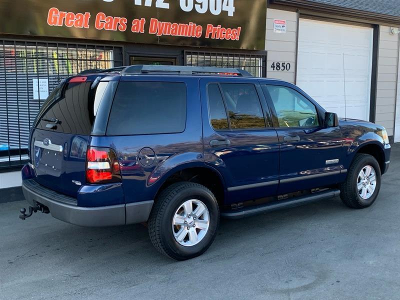 Ford Explorer XLS 4.0L 2WD 2006