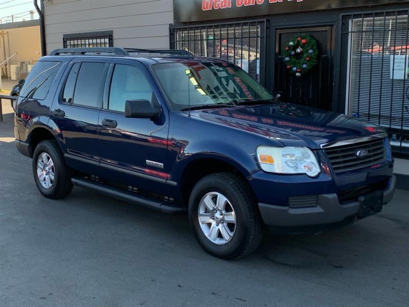 Ford Explorer XLS 4.0L 2WD 2006