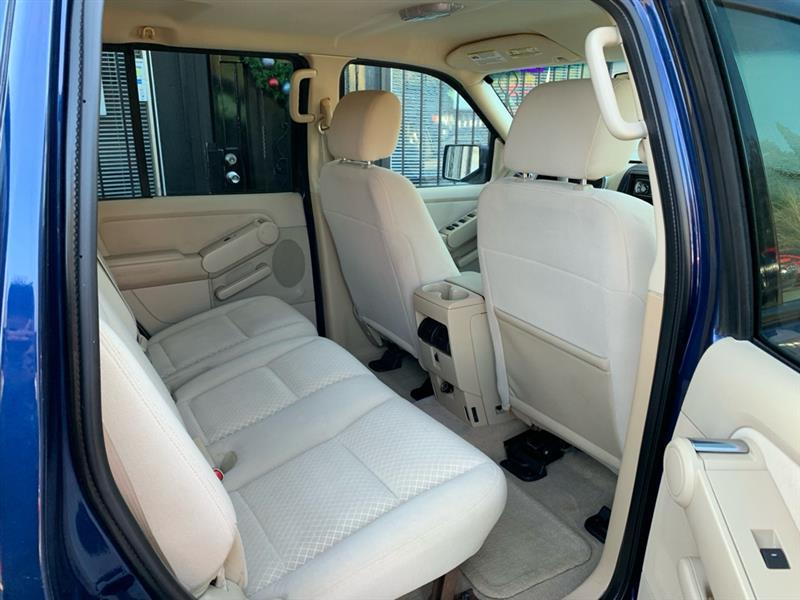 Ford Explorer XLS 4.0L 2WD 2006