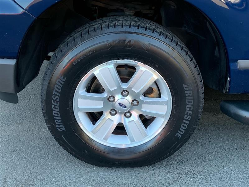Ford Explorer XLS 4.0L 2WD 2006