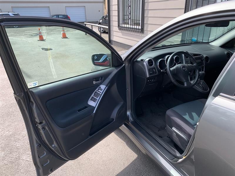 Toyota Matrix XR 2WD 2005