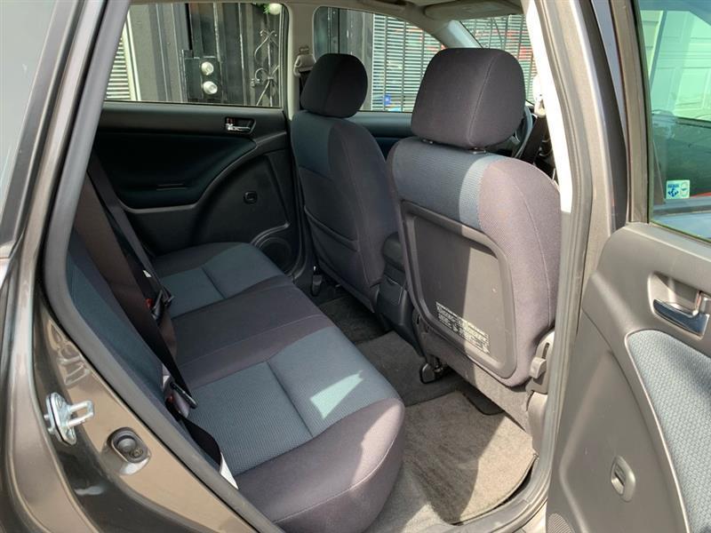 Toyota Matrix XR 2WD 2005