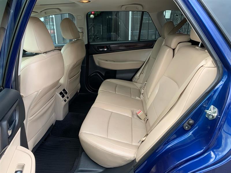 Subaru Outback 2.5i Limited 2015
