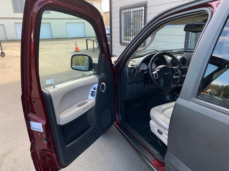 Jeep Liberty Limited 4WD 2003