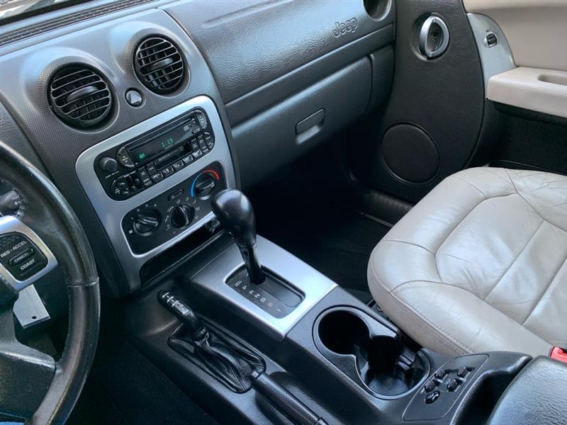 Jeep Liberty Limited 4WD 2003
