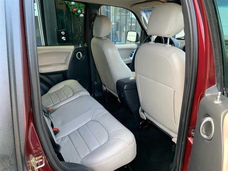 Jeep Liberty Limited 4WD 2003