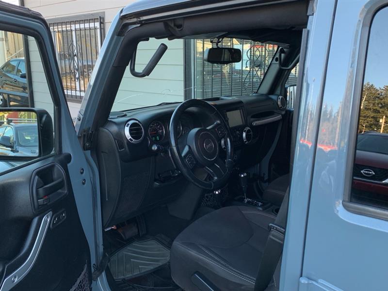 Jeep Wrangler Unlimited Sahara 4WD 2015